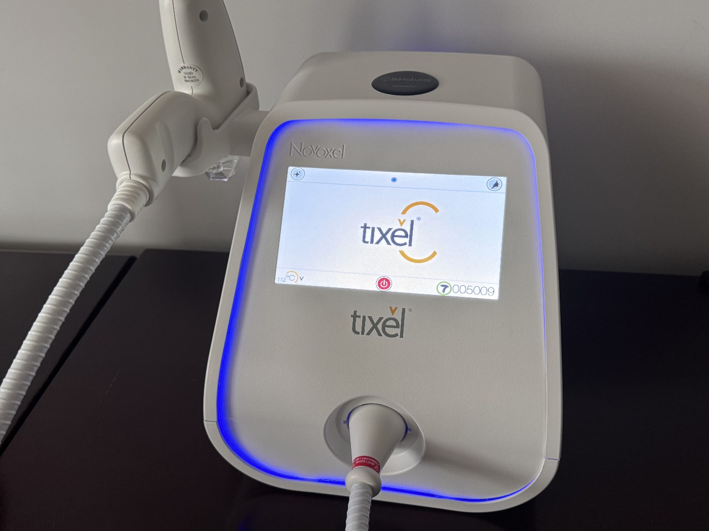 Novoxel Tixel C - system frakcyjnego odmładzania twarzy/ jak laser co2 - 2025 gwarancja — zdjęcie 3