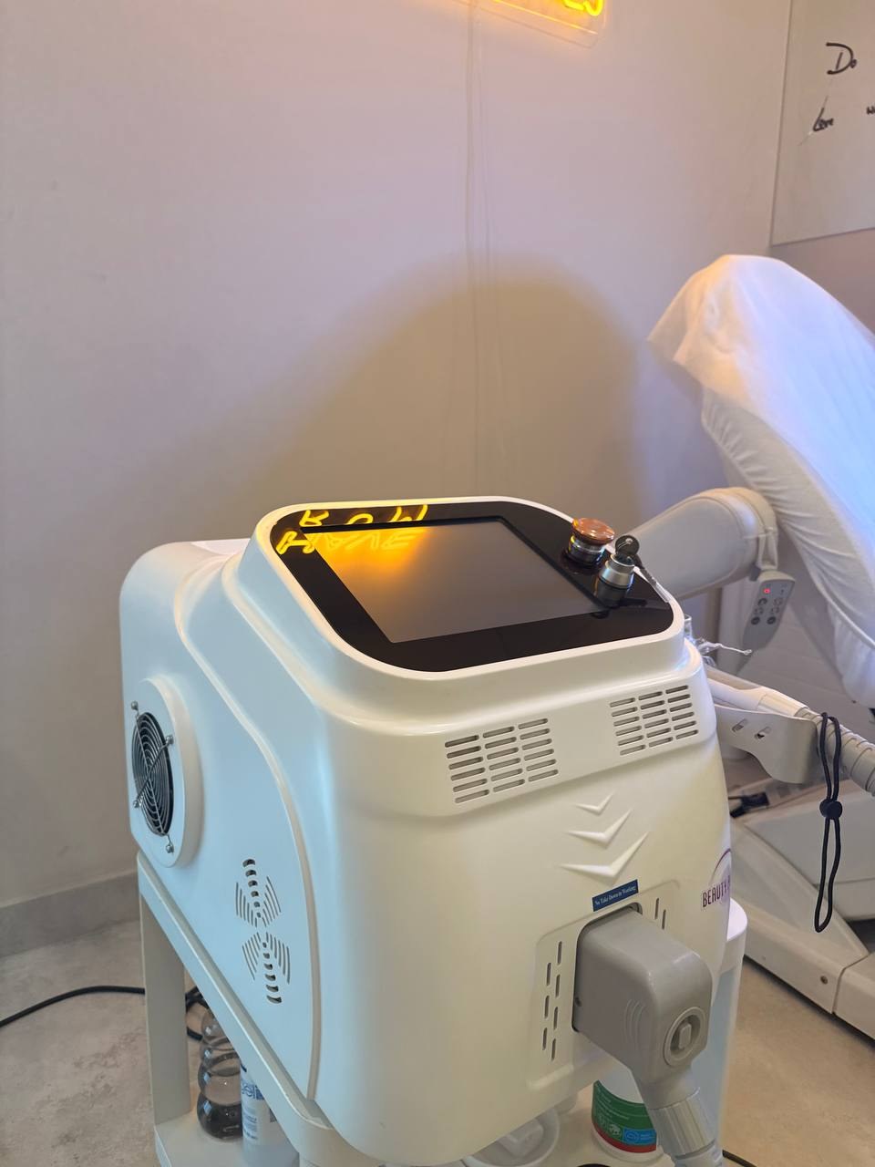 Laser Diodowy MediLase FX - PILNA SPRZEDAŻ — zdjęcie 3